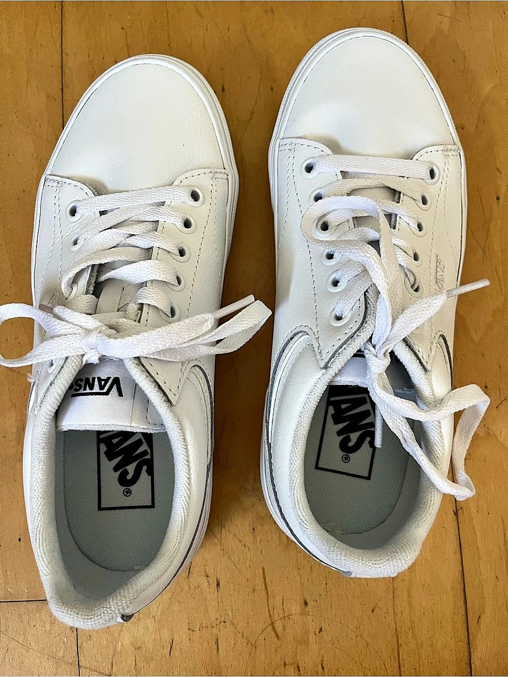 Vans Seldair Sneakers White US 6 Like New